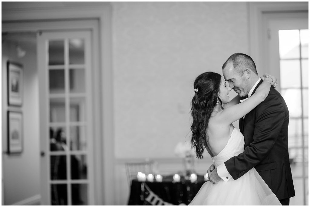 pittsburgh-field-club-wedding-pictures-144